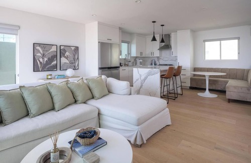 El Porto Apartment | Renovated 2BR Steps from the Pacific with AC, Parking