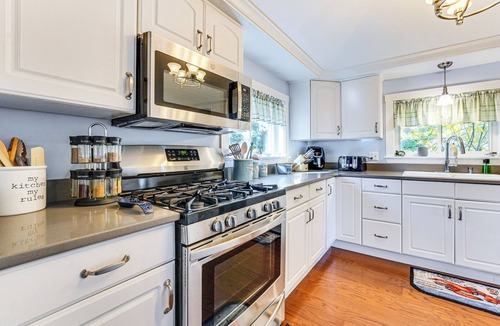 Stockton Springs House | River Access! Penobscot Retreat 5 Mi to Fort Knox