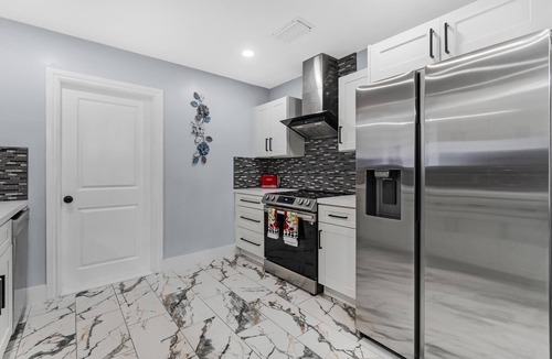 Miami Gardens House | RJ Home Away From Home, LLC