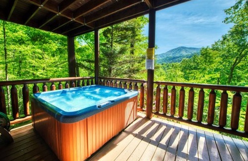 Wears Valley Cabin | Romantic, Secluded, Stunning views, hot tub, pool table, nearby draws, Top Ra.