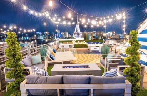 Edgehill House | Rooftop Pool Table Gulch! City Views! 15 beds!