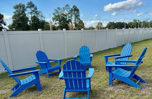 Newberry House | Room for the Whole Herd Spacious NEW 7-bedroom house Newberry near Gainesville