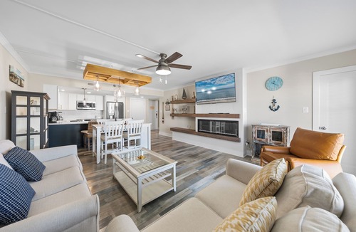 Caine Woods Condo | Royal Hawaiian 414 by Seaside Vacations & Sales