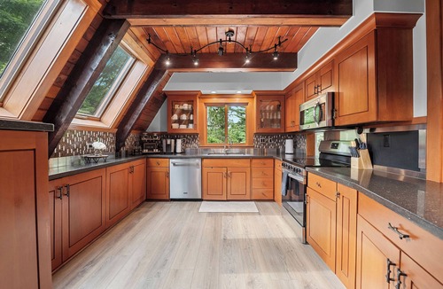 LaFayette Ski Chalet | Rustic A Frame Cabin. Nature retreat on 4 acres! 15 minutes from 3 waterfalls