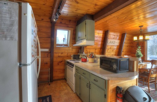 Rangeley House | Saddleback Lake Lodge A-Frame | Spacious Cabin Close to Saddleback