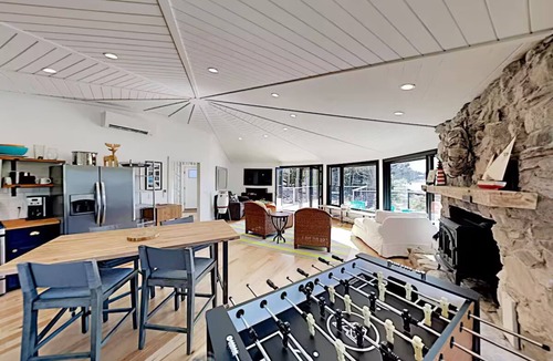 Sebascodegan Island House | Sea Forever Waterfront, Dog-Friendly, Seasonal Dock, EV charger, 12min Brunswick