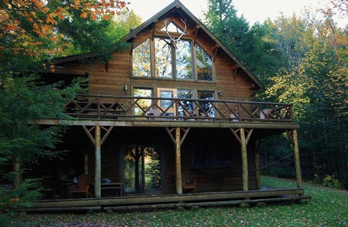 Schroon Lake Cabin | Secluded Adirondack Lakefront Retreat- Running Deer Lodge