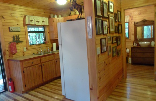 White Bluff Cabin | Secluded Cabin Outside of Nashville - The Lodge at Oak Haven Farm