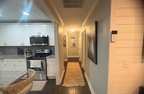 Belvedere Park House | Serene 4-bedroom house perfect for relaxing stays in Decatur near Atl downtown