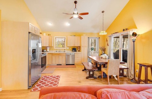 Brevard House | Serene Cabin Overlooking Pond on 66 Acres