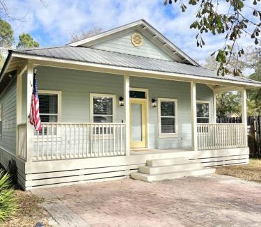 Santa Rosa Beach House | Serenity Cottage , Fenced Yard, Hot Tub, Firepit, Near Bay, Santa Rosa Beach