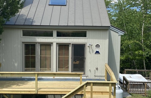 Carrabassett Valley Condo | Ski In, Ski Out condo in prime location! Short, flat walk to restaurants/bars!