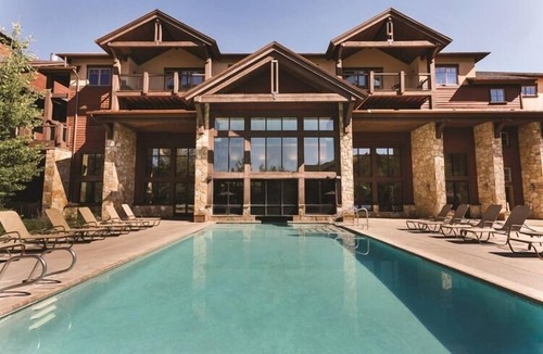 Four O'Clock Condo | Ski Week, 3 br Ski in Ski out-sleeps 10-Feb 28 to Mar. 7, 2026-