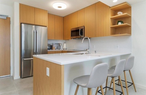 Ala Moana Condo | Sky Ala Moana 2307: 1 BR, 1 BA Condominium in Honolulu, Sleeps 4