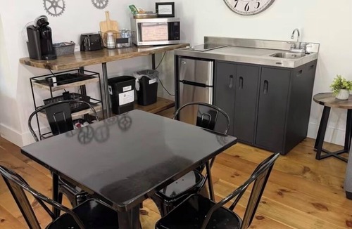 Massena Apartment | Sleep at Simplicity - Downtown Loft & Boutique