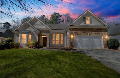 Cliftondale House | South Fulton Home Sleeps 10, Quiet Neighborhood