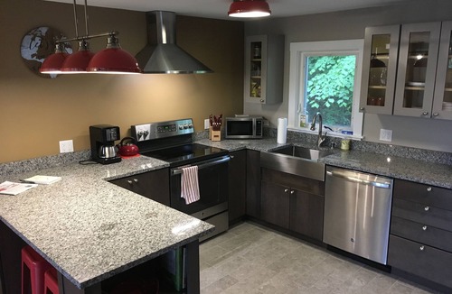 Southwest Harbor House | Southwest Harbor - Prime location - Freshly Remodeled two bedroom quiet side MDI
