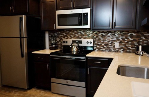 Williamsburg Apartment | Spacious 2 BR | The Colonies At Williamsburg