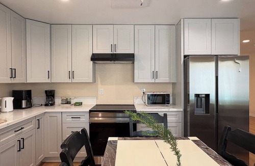 Alhambra House | Spacious 3-bedroom house in Beautiful Alhambra