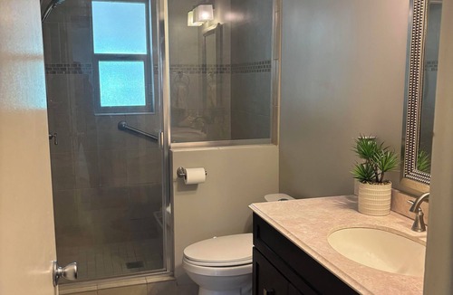 Canyon Rim House | Spacious 4-bedroom house with WiFi, outdoor patio, 5 min to Canyons, home office