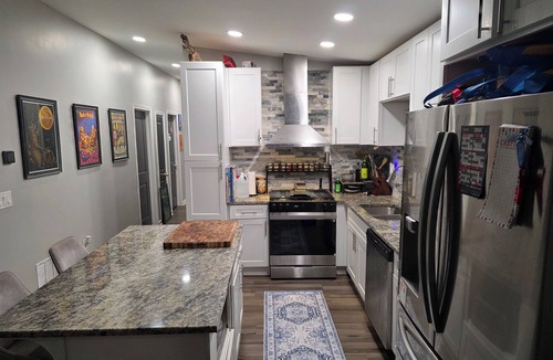 Mountain Brooke House | Spacious 4-bedroom 2.5 bathroom house in fabulous Decatur with large yard