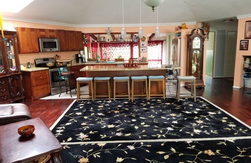Keaau House | Spacious 4 bedroom 3 bathroom fully remodeled home.