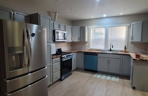 Carlisle House | Spacious 4-bedroom house in serene Carlisle with AC