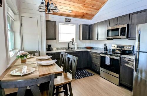 Sullivan House | Spacious Cabin Complex with Flanders Pond Access, Ideal for Group Getaways, Located Near Sullivan, Maine