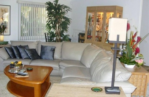 Maunalani Heights House | Spacious Family Home With Gorgeous Sunset Views of Diamond Head