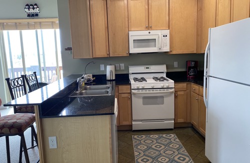 Kimball Junction Condo | Spacious, Top Floor, Cozy Condo with View!