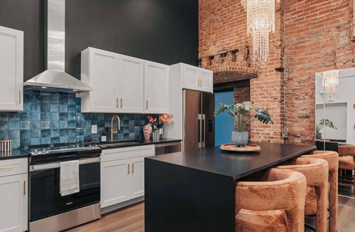 Arts District House | Starr Piano - Roxie and Carraway Suites - 8 Bedrooms