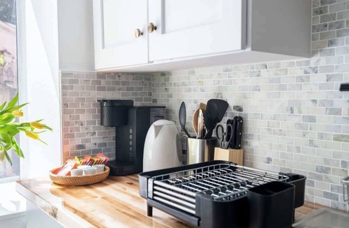 Beachwood Canyon Apartment | Studio Hideaway in Beachwood