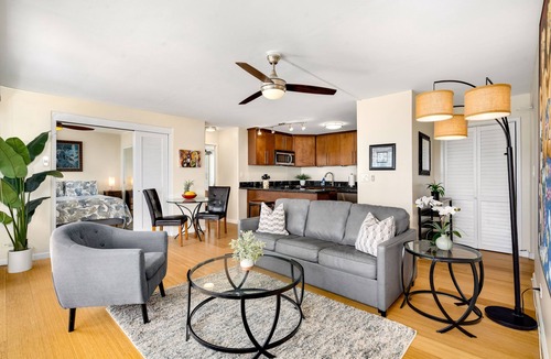 Waikiki Condo | Stunning Ocean View Condo! Best Location!
