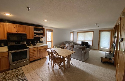 Carrabassett Valley Condo | Sugarloaf Ski-in Ski-out Snowbrook Village