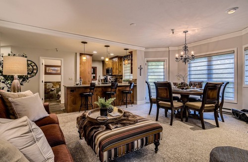 Peak 9 Condo | SUMMER FAVORITE Peak 9 Main St 2 blks - Village at Breck Resort Hot tubs, Pool+