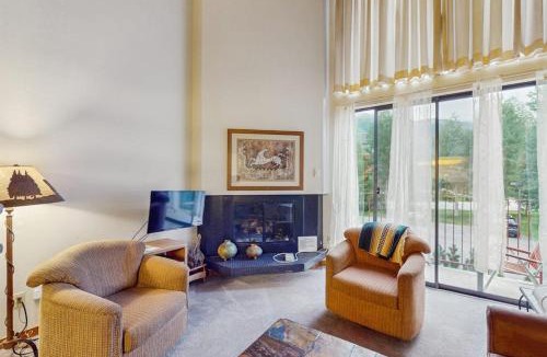 East Village at Copper Hotel | Summit House East 112