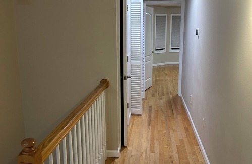 Palisades Park House | Sunny, Convenient 3-bedroom house with AC in Palisades Park