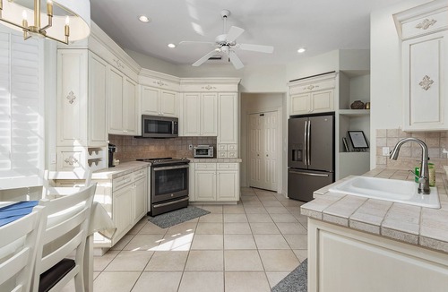 Port Charlotte House | Sunny South-Facing Salt & Heated Pool Spa on FISHING Lake FallWinter 26-27 Avail