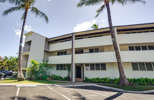 Maili Condo | Sunny Waianae Condo with Ocean View!