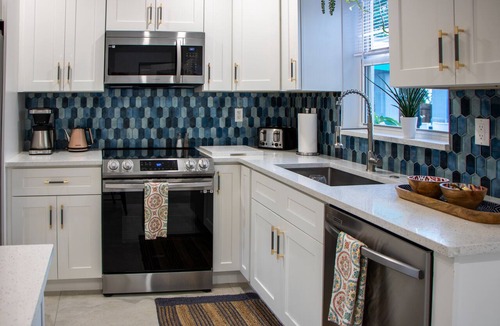 Fort Lauderdale House | Sunseeker Place — Vacation Rental Near the Airport with Easy Ocean Access ☀️🌴