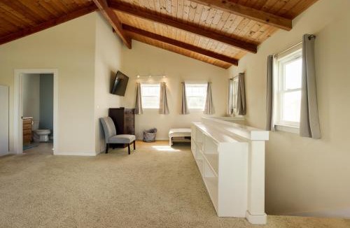 Kamuela Apartment | Sunset Orchard- Sunny Side of Waimea, Close to Beaches!