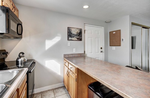 Four O'Clock Condo | Super cute studio right across the street from the Snowflake Chair Lift!