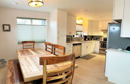 Sugar House House | The Elm Tree Cottage in the Sugarhouse District