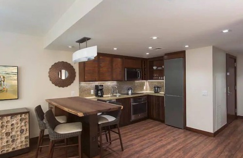 Waikiki House | The Grand Islander, a Hilton Grand Vacations Club - 2 Bedroom - Resort View