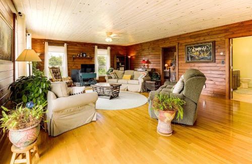 Jonesport House | The Hideaway in Downeast Maine: Walk to Ocean