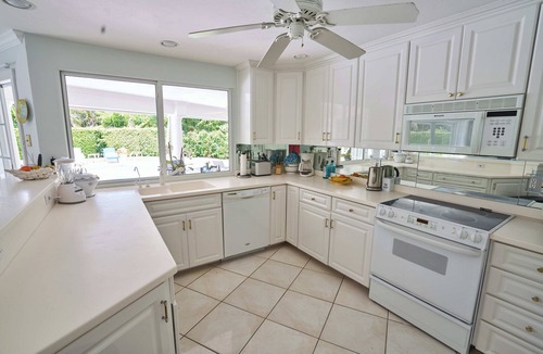 Moorings House | The Moorings, 4 bed Villa with pool in upscale Naples. MIN 30 DAY BOOKINGS ONLY