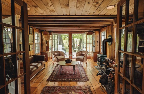 Rhinebeck House | The Patten Estate - Rhinebeck Estate with Pool and Pond
