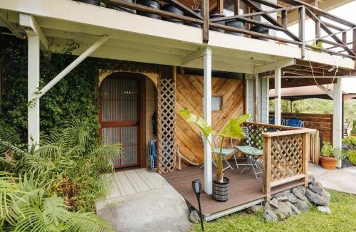 Kailua-Kona Apartment | The Pohaku Studio at The Koi House