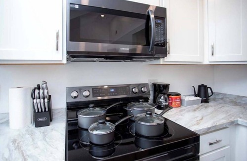Rochester House | Tiny Home in Quiet Suburb near everything