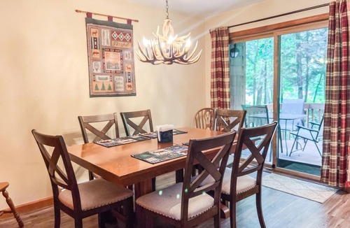 Inlet House | Townhome B2 - 4th Lake